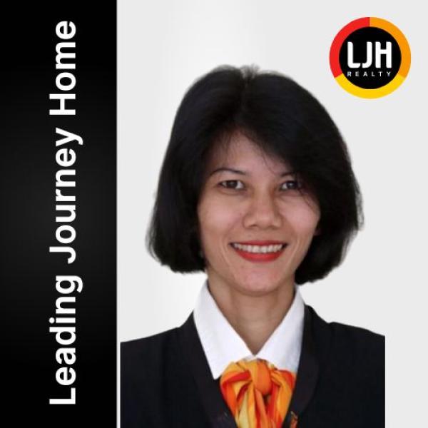 Caecilia Arie Retnaningtyas photo