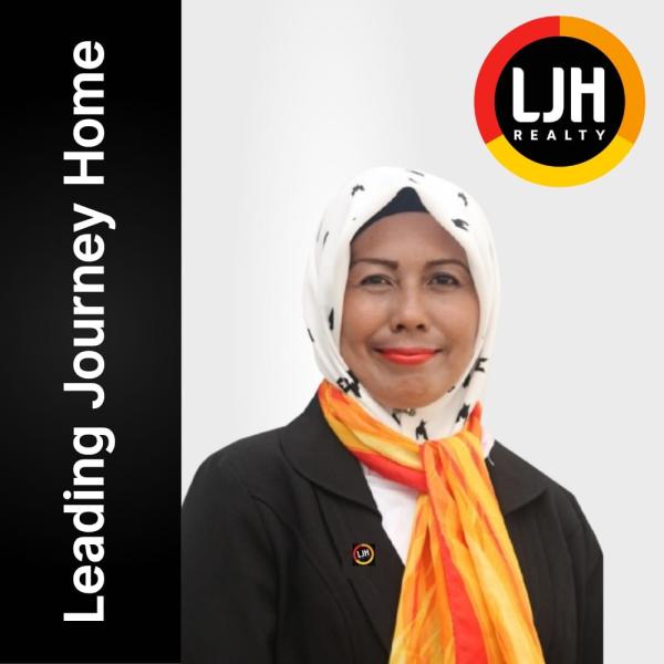Ary Suryandari photo