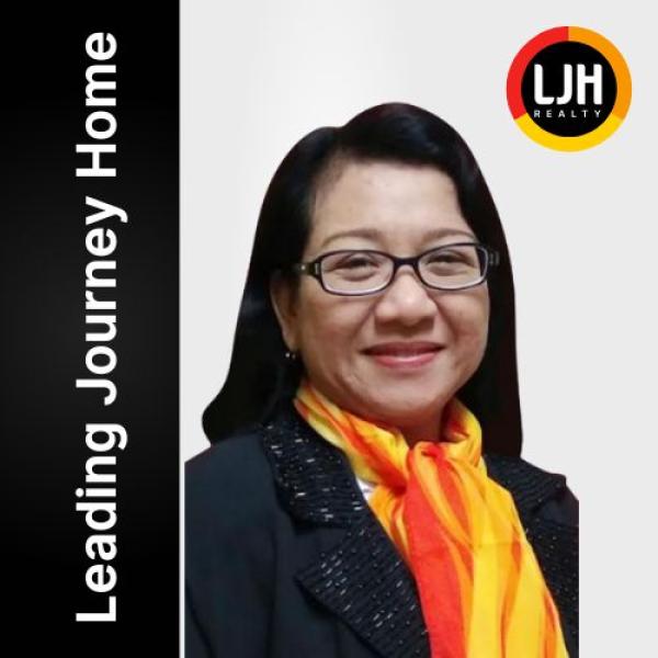 Sari Hangganingrum photo