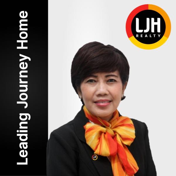 Oktina Pergiwati photo