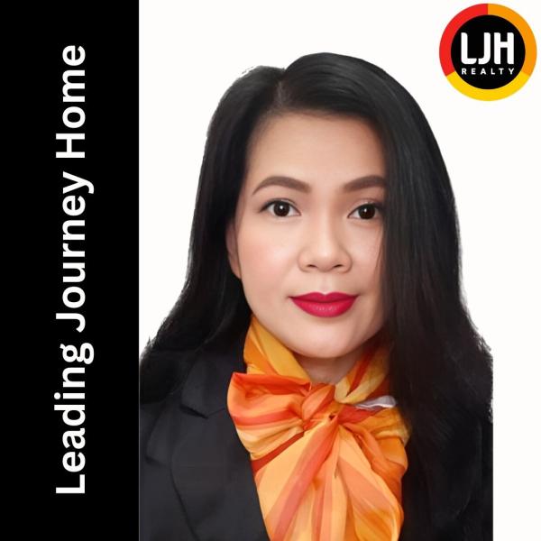 Yenni Lorika photo