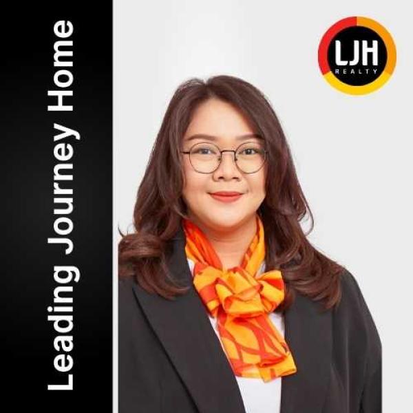 Genoveva Maria Puri W