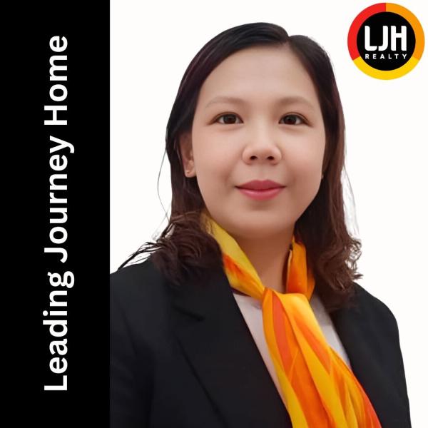 Dewi Suharta photo