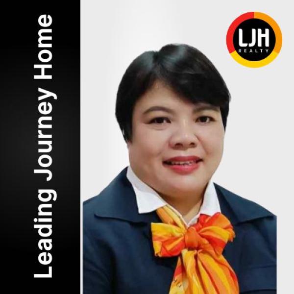 Yullyana Karnain Susman photo