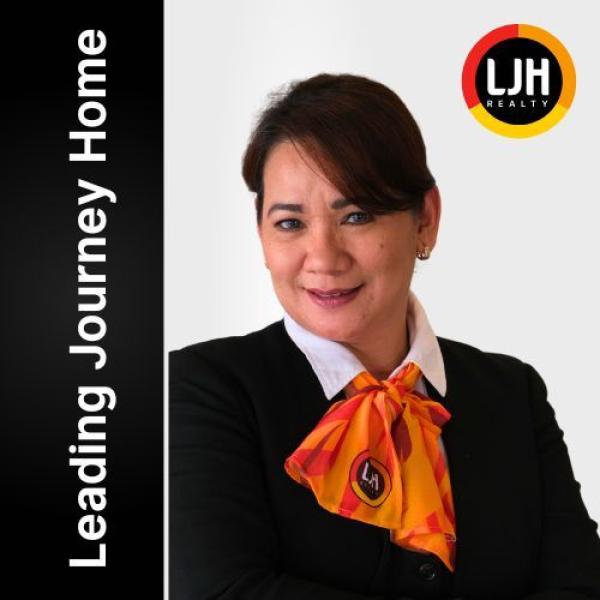 Febine M Sitompul photo
