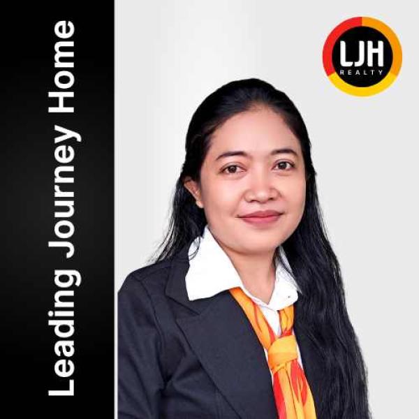 Ida Ayu Ardanari Pusparina photo