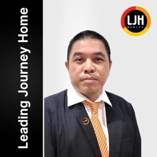 Julianto  photo