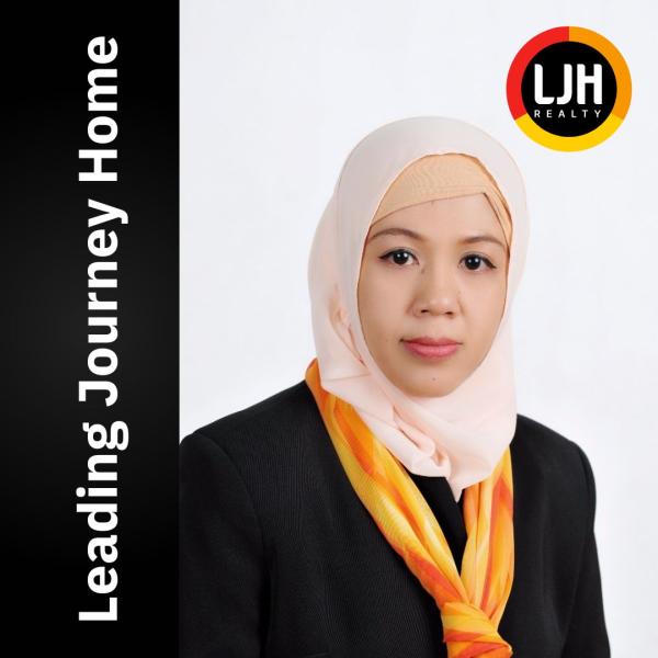 Tuti Mawati photo