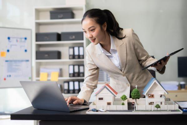 Pasar Properti Sedang “Tight”: Peluang atau Risiko untuk Investor?